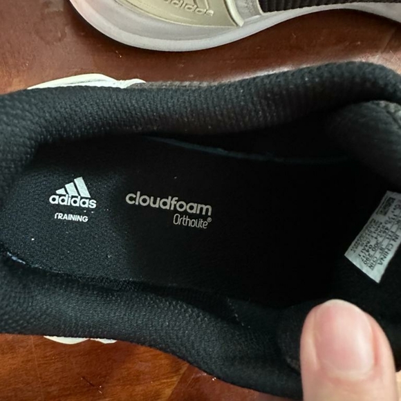 Adidas shoes - Picture 8 of 10